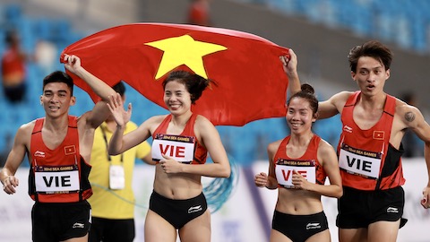 Điền kinh Việt Nam lấy lại những gì đã mất từ tay Thái Lan ở tiếp sức 4x400m hỗn hợp 